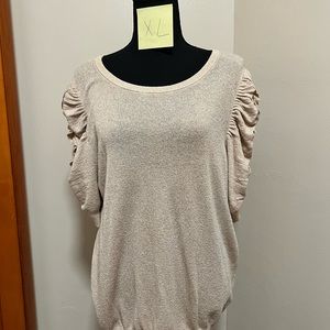 XL ruffled short sleeve knit top from Express new with tags